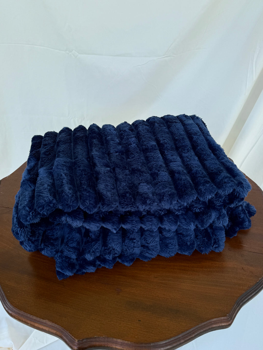 Luxe Ribbed Throw Blanket