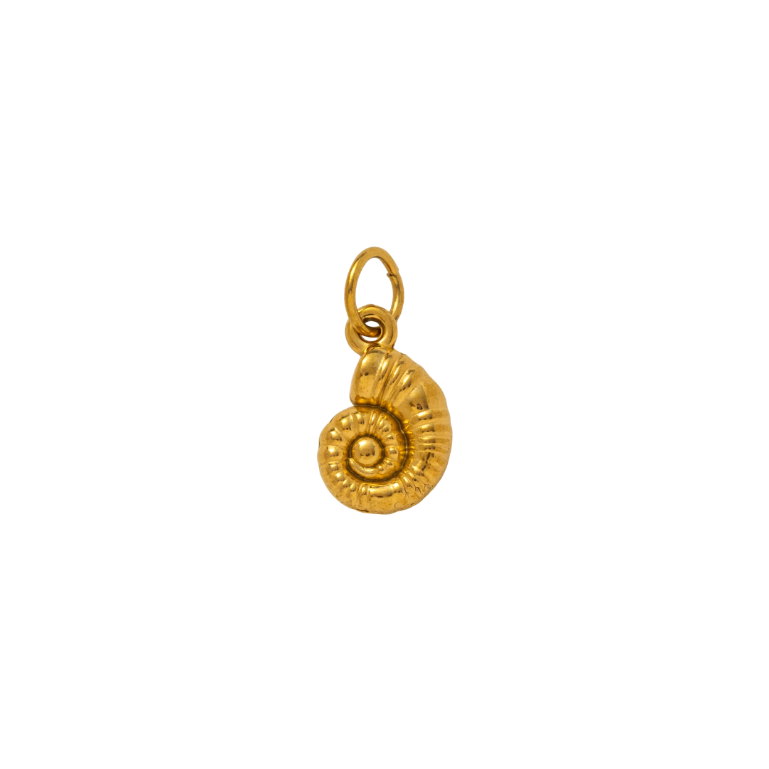Shell Charm - 18k Gold Plated